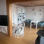 Dom wakacyjny Familienhaus Fuer 8 Personen *